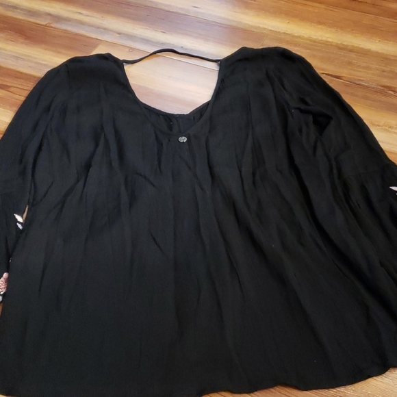 🆕 Billabong long sleeve - Picture 5 of 5